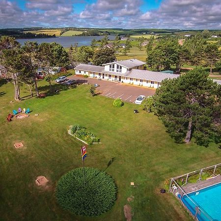 The Pines Motel And Cottages Rustico Exterior foto